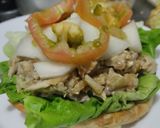 Foto del paso 8 de la receta: Sánduche🥪de pollo🍗manzana🍏 y cebolla🧅caramelizadas con queso🧀y vegetales frescos🥗