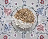 Foto del passaggio 1 della ricetta Cookies integrali ai cereali