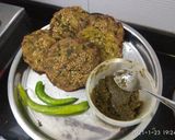 મેથી ના ઢેબરાં (Methi Dhebra Recipe In Gujarati) રેસીપી સ્ટેપ8ફોટો