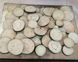 Foto del paso 5 de la receta: Lasaña vegetal con berenjena con queso al horno 🍆🧀