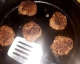 A picture of step 1 of Home made beef burger.
