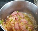 Foto del paso 1 de la receta: Arroz con salchichas