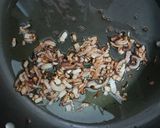 A picture of step 3 of Shrimp and Pork Spring Rolls (Gỏi cuốn).