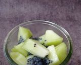 Foto langkah ke 3 dari resep Es Melon Selasih.