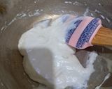 Foto langkah ke 4 dari resep Kue Kaswi Red Velvet.
