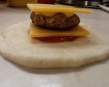 Φωτογραφία βήματος 5 της συνταγής Cheeseburger mini τυλιχτά