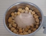 A picture of step 4 of Hummus.