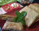 Foto langkah ke 6 dari resep Martabak Telur Kulit Lumpia.