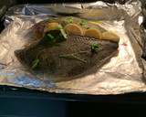 Foto del paso 2 de la receta: Rodaballo al horno con limón y ajo