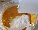 Foto langkah ke 5 dari resep Bolu Kukus Gula Merah.