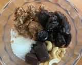 Foto langkah ke 1 dari resep Coklat Kurma Bliss Balls.