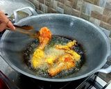 Foto langkah ke 5 dari resep Ayam Goreng Empuk Sederhana.