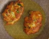 Foto del paso 5 de la receta: Tortitas de pollo en salsa verde