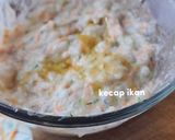 Foto langkah ke 5 dari resep Roti udang goreng.
