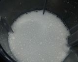 A picture of step 3 of Homemade coconut milk.