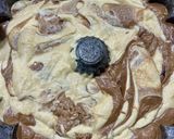 Foto langkah ke 8 dari resep Marmer Butter Cake.