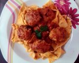 Paradicsomos húsgombócok házi tésztával recept fázis 14 fotója