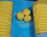 Foto langkah ke 4 dari resep Roti Sisir Labu Kuning Empuk.