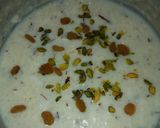 हरे नारियल और केसर वाली स्वादिष्ट खीर (hare nariyal aur kesar wali kheer recipe in Hindi) ) रेसिपी चरण 3 फोटो