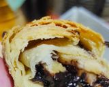Foto langkah ke 4 dari resep Bolen pisang coklat.