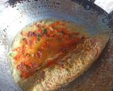 Foto langkah ke 3 dari resep Egg Roll Kornet Sayur.