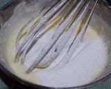 A picture of step 4 of Basque Cheesecake.