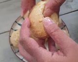 Foto langkah ke 6 dari resep Pão de queijo ~ cheese bread.