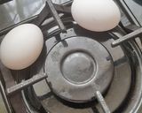 عکس مرحله 2 از دستور تخم مرغ و سویا🥚