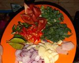 Foto langkah ke 3 dari resep Sayur daging samnis (asam manis).