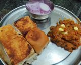 पाव भाजी (Pav bhaji recipe in hindi) रेसिपी चरण 12 फोटो