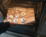 A picture of step 2 of Meringue ghosts 👻.