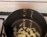 A picture of step 1 of Vermicelli Payasam.