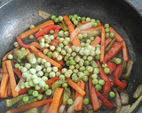 Foto del paso 10 de la receta: Arroz vegetariano frito al estilo cantonés