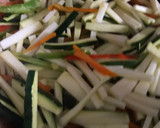 Foto del paso 8 de la receta: Noodles de huevo al estilo oriental, con setas namiko, para vegetarianos