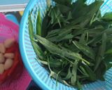 Foto langkah ke 1 dari resep Cah kangkung bumbu terasi.