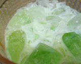 A picture of step 3 of Ice cream soda.