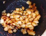Foto langkah ke 5 dari resep 🍎Cinnamon Crispy Apple Pie Rice Paper Dumplings/Rolls.