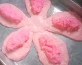 A picture of step 6 of FLORAL BREAD WITH CUSTARD FILLING😋😋😋.