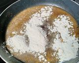 Une image de l'étape 4 de Boulettes sauce suédoise.