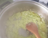 Foto del paso 2 de la receta: Chocos con habas en olla rápida