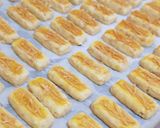 Foto langkah ke 5 dari resep Kastengel eggless.
