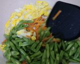 Foto langkah ke 4 dari resep Orak-arik Buncis Wortel.