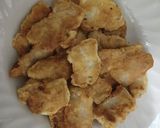 รูปขั้นตอนการทำที่ 5 ของ หมูสามชั้นชุบไข่ทอด เมนูเด็ก 2 ขวบ