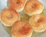 Foto langkah ke 5 dari resep Donut Labu Empuk dan Lembut.