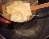 A picture of step 8 of [Viral Recipe 2] 1000-Times Omelette.