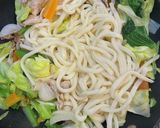 A picture of step 6 of Yaki Udon with Lots of Vegetables for Lunch.