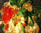 Foto langkah ke 5 dari resep Sambal tempe kemangi.