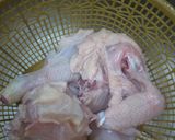 Foto langkah ke 1 dari resep Ayam ungkep lengkoas.