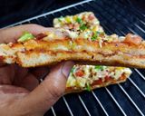 डबल चीज़ ब्रेड पिज़्ज़ा (double cheese bread pizza recipe in Hindi) रेसिपी चरण 2 फोटो