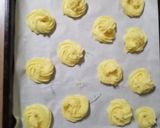 Gluténmentes pufi pogácsa-fokhagymás tejfölös sajtkrémmel recept fázis 4 fotója